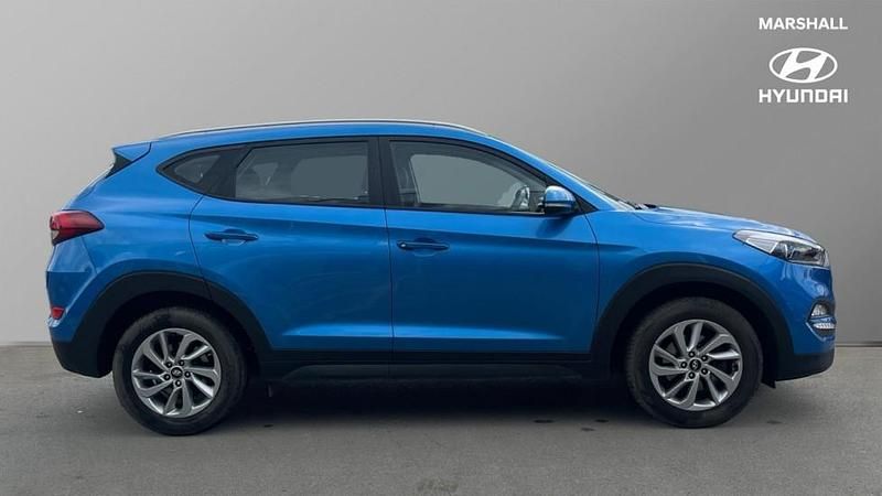 Used Hyundai Tucson SE 132 HP (97 kW) 2017 Blue SUV
