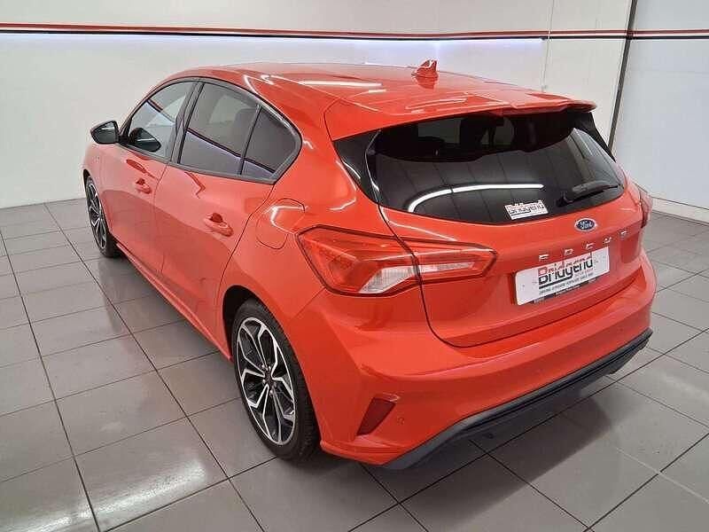 Used Ford Focus ST-Line X 2019 Red Hatchback