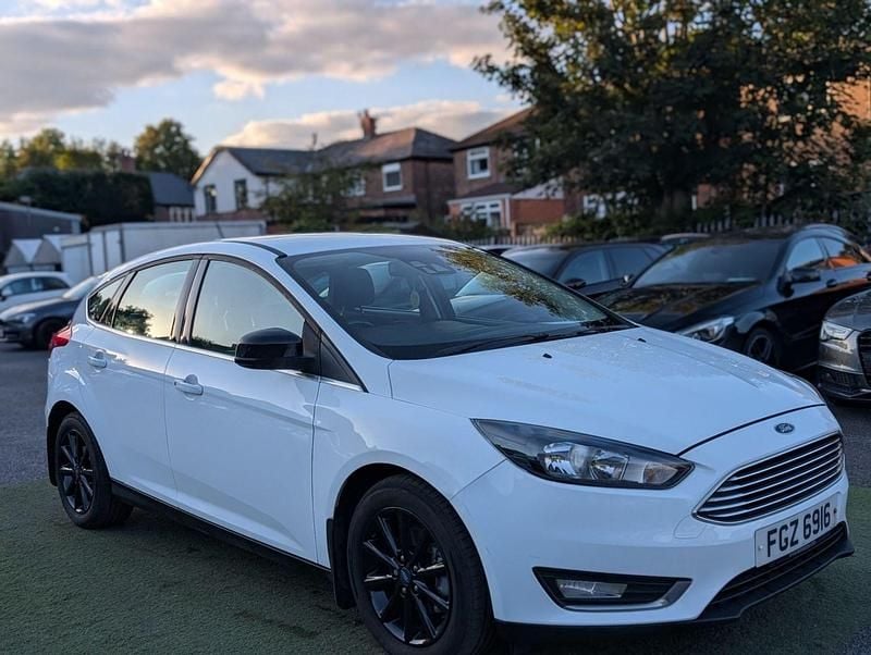 White Used 2017 Ford Focus Titanium Hatchback | £4,500 (Fair price) - Image 1/3