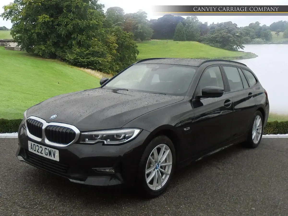 Used BMW 330e Comfort Edition 2022 Black Estate
