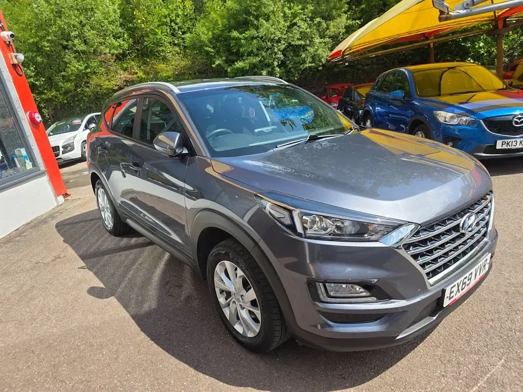 Gebraucht Hyundai Tucson SE 132 PS (97 kW) 2019 Grau SUV