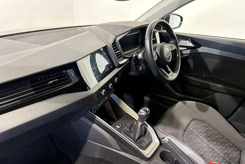 Used Audi A1 Sport 108 HP (79 kW) 2022 Grey SUV