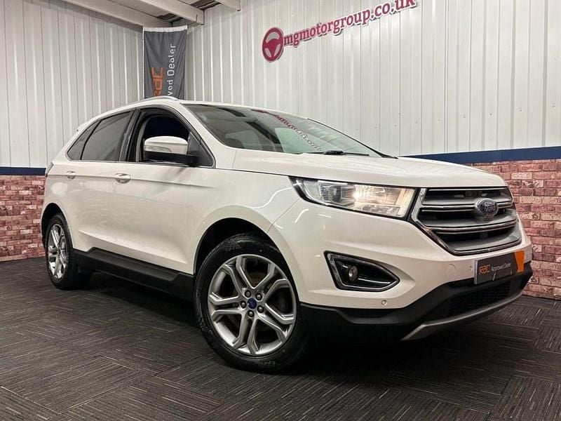 Used Ford Edge Titanium 180 HP (132 kW) 2017 White SUV
