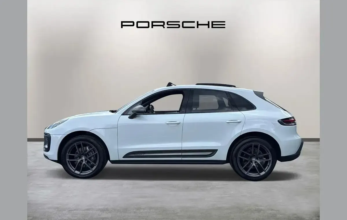 Used Porsche Macan 261 HP (191 kW) 2024 White SUV