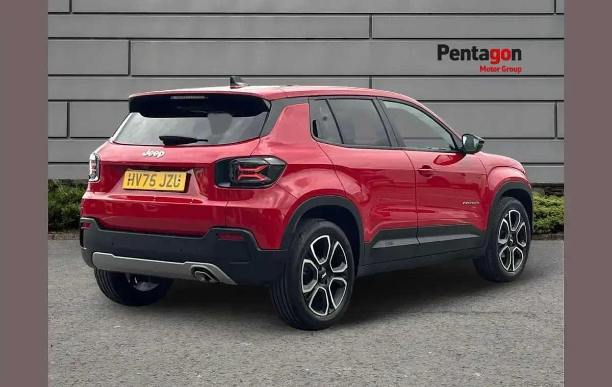 New Jeep Avenger Summit 100 HP (73 kW) 2026 Red SUV