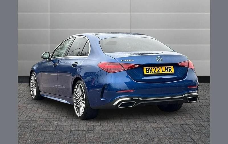Used Mercedes C220 AMG Line Premium 196 HP (144 kW) 2022 Blue Sedan