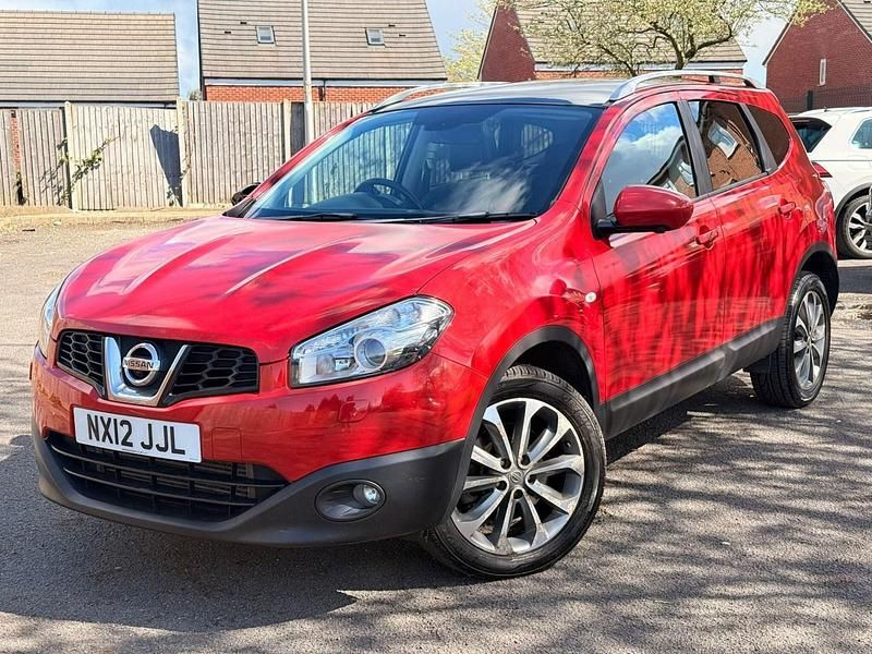 Used Nissan Qashqai +2 Tekna 2012 Red SUV