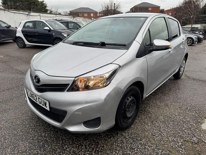 Used Toyota Yaris 2024 Silver Hatchback