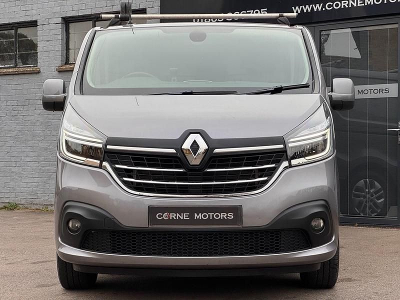 Used Renault Trafic 145 HP (106 kW) 2020 Grey MPV