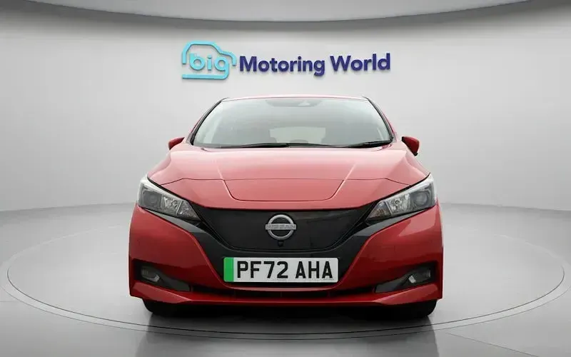 Used Nissan Leaf N-Connecta 110 kW (150 HP) 2025 Hatchback