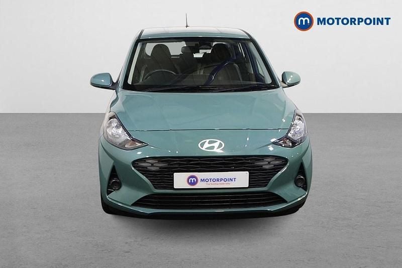 Used Hyundai i10 Advanced 79 HP (58 kW) 2025 Green Hatchback
