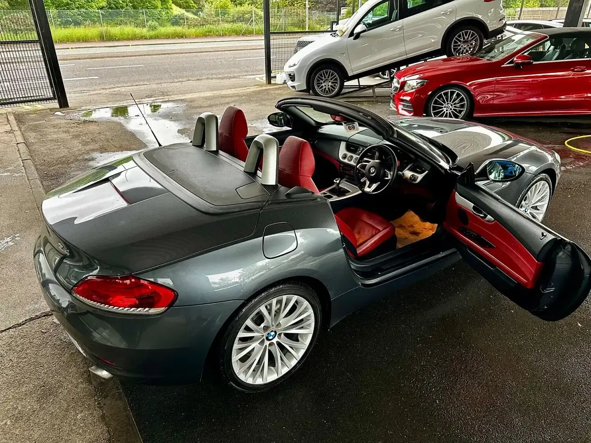 Used BMW Z4 306 HP (225 kW) 2014 Grey Cabriolet