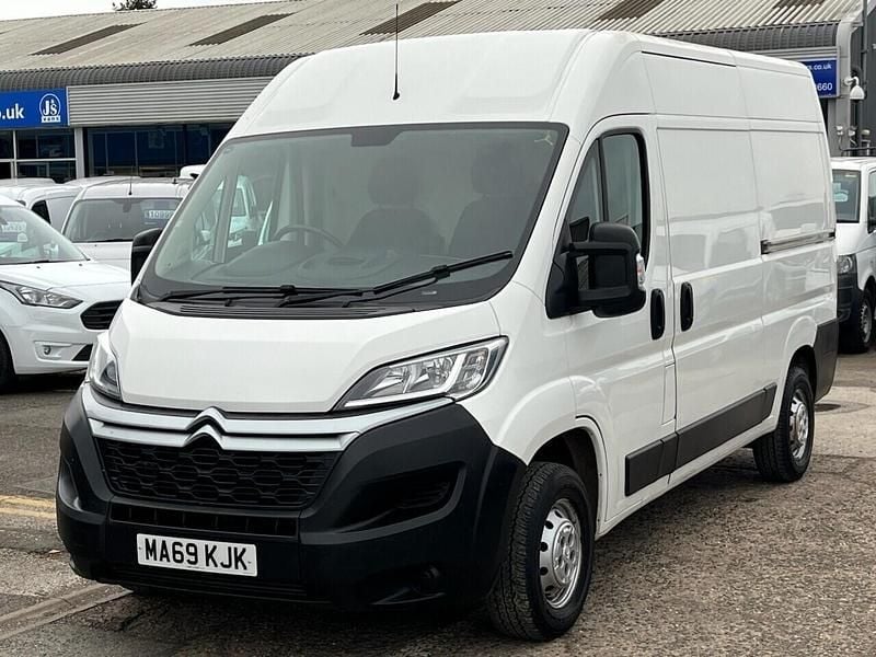 Used Citroën Relay 140 HP (102 kW) 2019 White Van