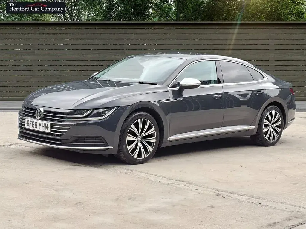 Used VW Arteon Elegance 150 HP (110 kW) 2018 Grey Hatchback