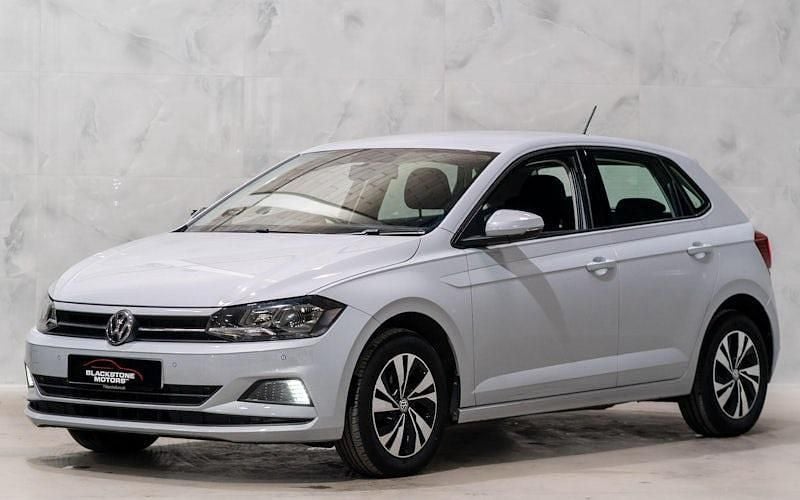 Used VW Polo SE 65 HP (47 kW) 2018 Silver Hatchback