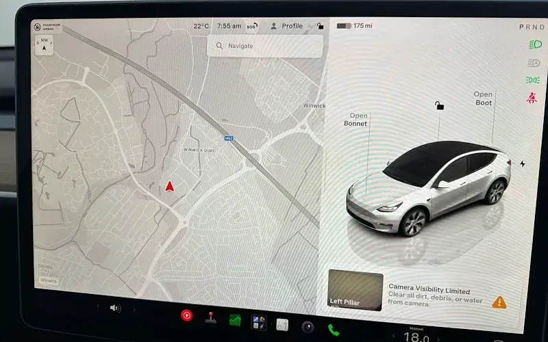 Used Tesla Model Y Standard Range 219 kW (299 HP) 2023 White SUV