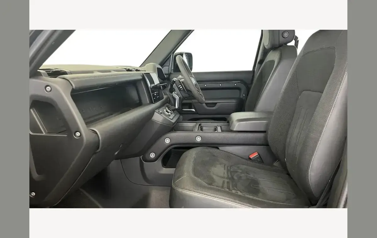 Used Land Rover Defender Carpathian Edition 525 HP (386 kW) 2021 Carpathian grey SUV