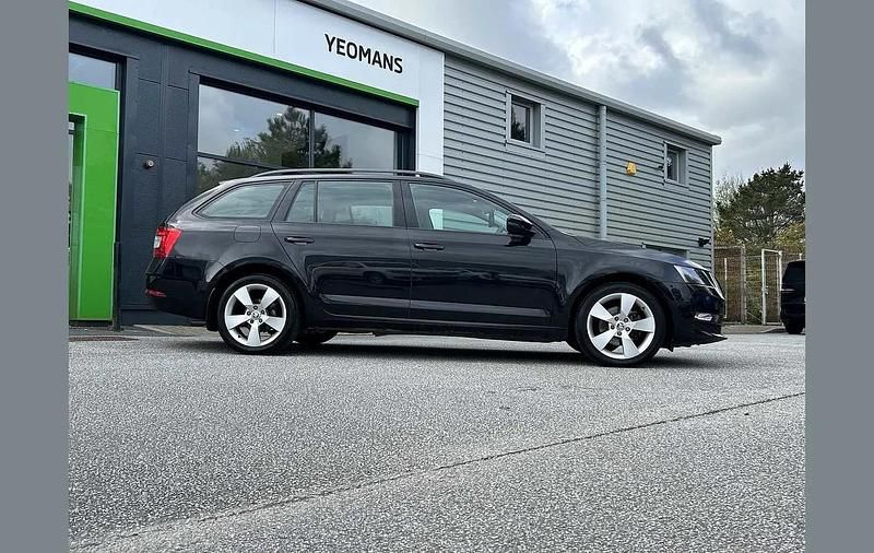 Used Skoda Octavia SE Drive 147 HP (108 kW) 2020 Black magic pearl effect Estate