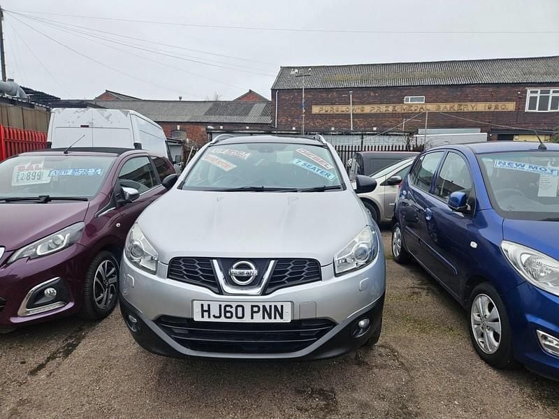 Silver Used 2010 Nissan Qashqai +2 Tekna SUV | £2,699 (Fair price) - Image 1/4