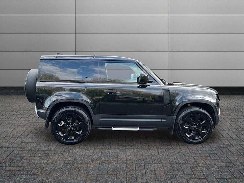 Used Land Rover Defender 246 HP (180 kW) 2022 Black SUV