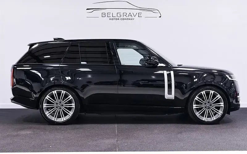 Begagnad Land Rover Range Rover Autobiography 551 HK (405 kW) 2026 SUV