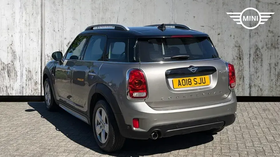 Used Mini Cooper Countryman 134 HP (98 kW) 2018 Silver SUV