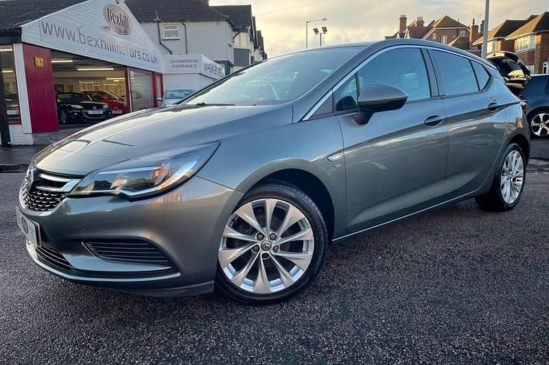 Used Vauxhall Astra 150 HP (110 kW) 2017 Grey Hatchback