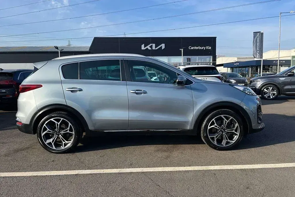 Second-hand Kia Niro 141 CP (103 kW) 2021 Argintiu SUV