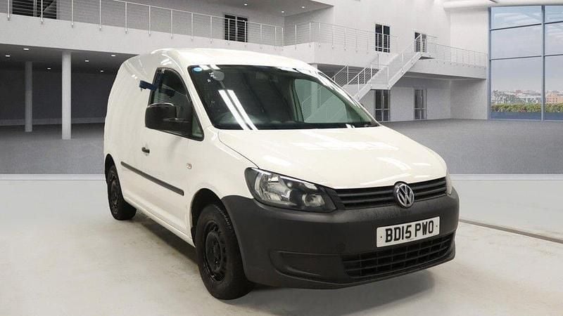 White Used 2015 VW Caddy Startline MPV | £4,995 (Good price) - Image 1/4