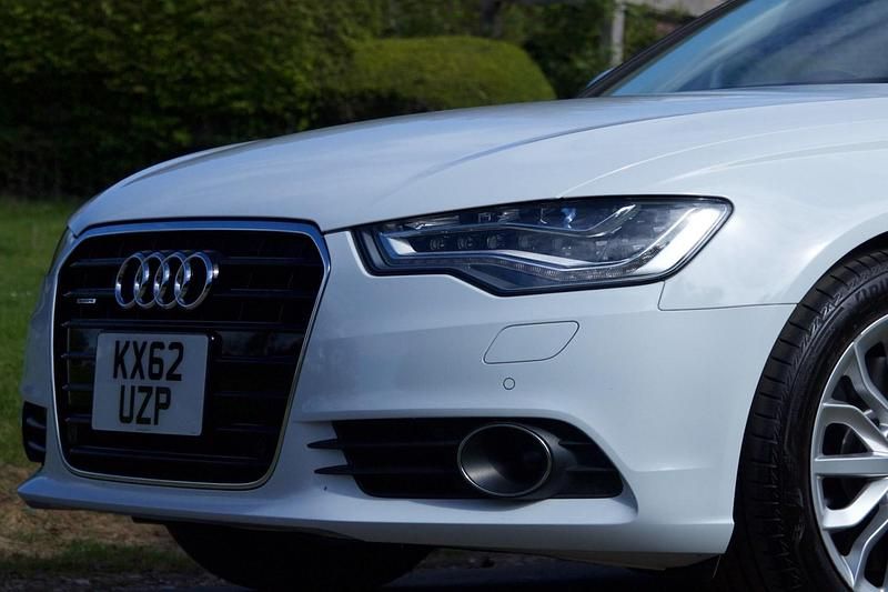 Usado Audi A6 Comfort 2012 Branco Carrinha
