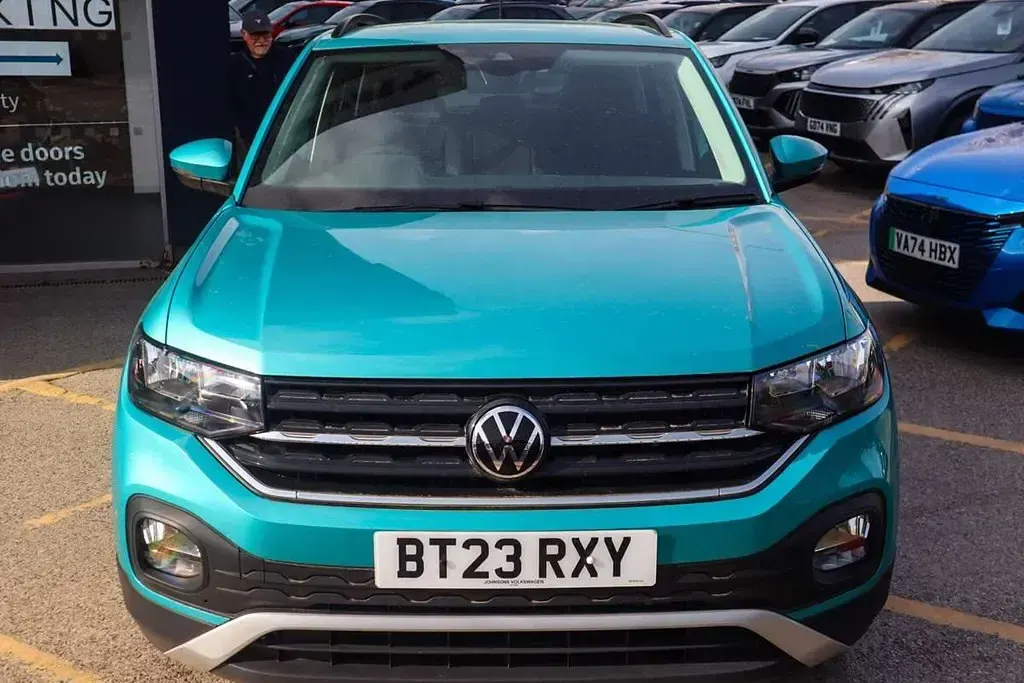Gebraucht VW T-Cross SE 108 PS (79 kW) 2023 Blau SUV
