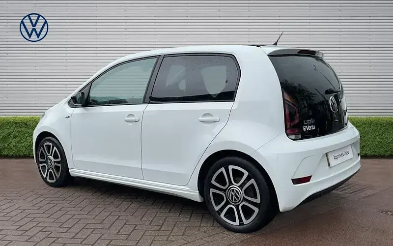Used VW up! R-line 60 HP (44 kW) 2020 White Hatchback