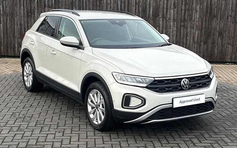 Used 2025 VW T-Roc Match SUV | £23,499 (Fair price) - Image 1/4