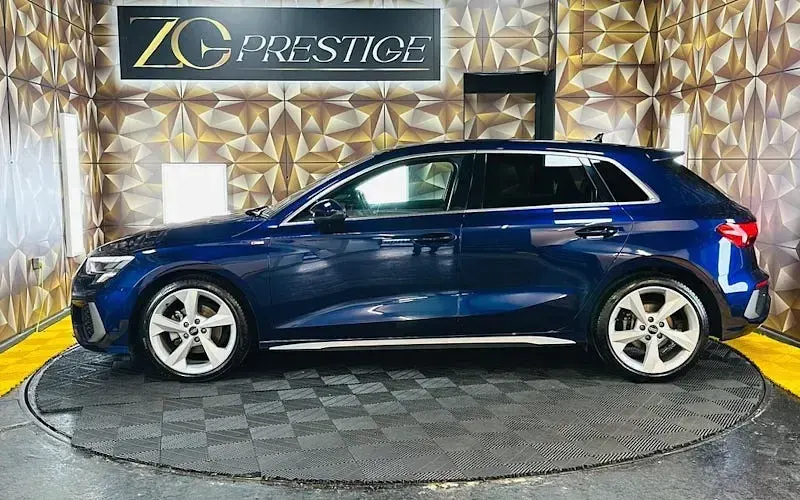 Used Audi A3 Sportback S-Line 150 HP (110 kW) 2021 Blue Hatchback