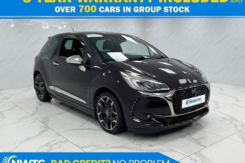 Mauve/purple Used 2016 DS Automobiles DS3 Prestige Hatchback | £4,140 (Fair price) - Image 1/1