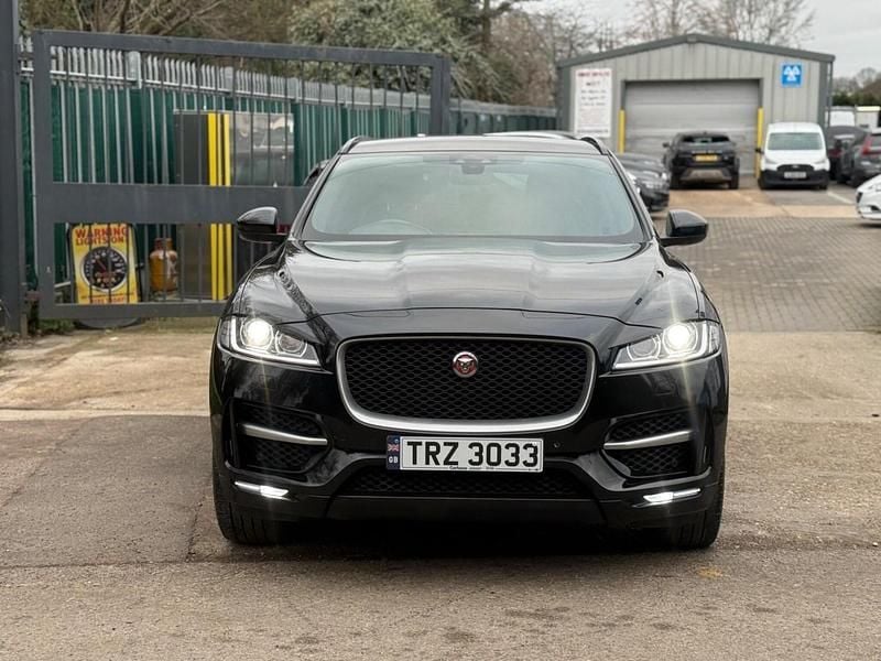 Used Jaguar F-Pace R-Sport 180 HP (132 kW) 2019 Black SUV