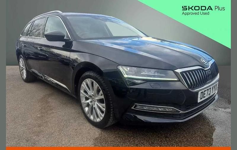 Used Skoda Superb SE L 196 HP (144 kW) 2023 Black magic pearl effect Estate