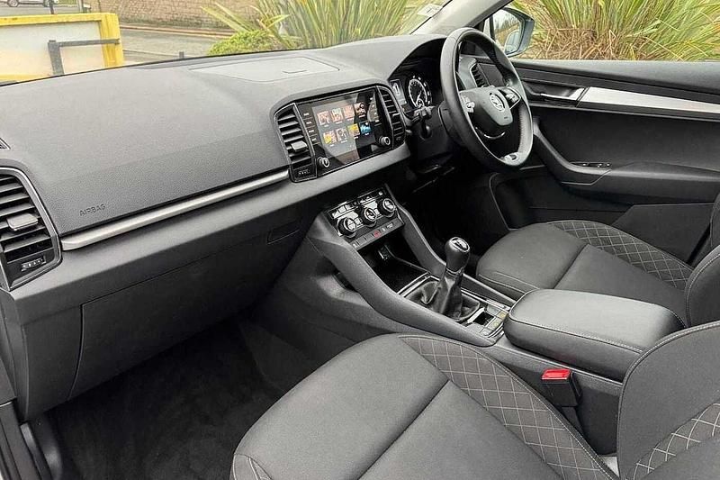 Used Skoda 110 R SE 81 HP (59 kW) 2021 Candy white Estate