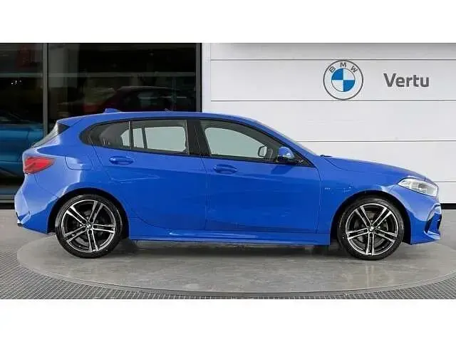 Used BMW 118 M Sport 150 HP (110 kW) 2023 Blue Hatchback
