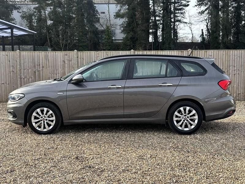 Used Fiat Tipo Easy Plus 95 HP (69 kW) 2017 Grey Estate