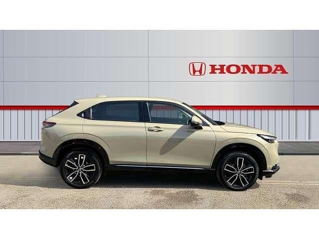 Used Honda HR-V Advance 131 HP (96 kW) 2024 Beige SUV