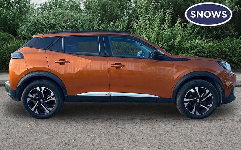 Used Peugeot 2008 Allure Premium 131 HP (96 kW) 2022 Fusion orange SUV