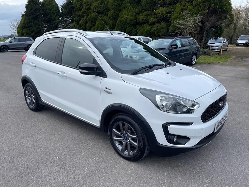 Used Ford Ka Plus Active 85 HP (62 kW) 2018 White Hatchback