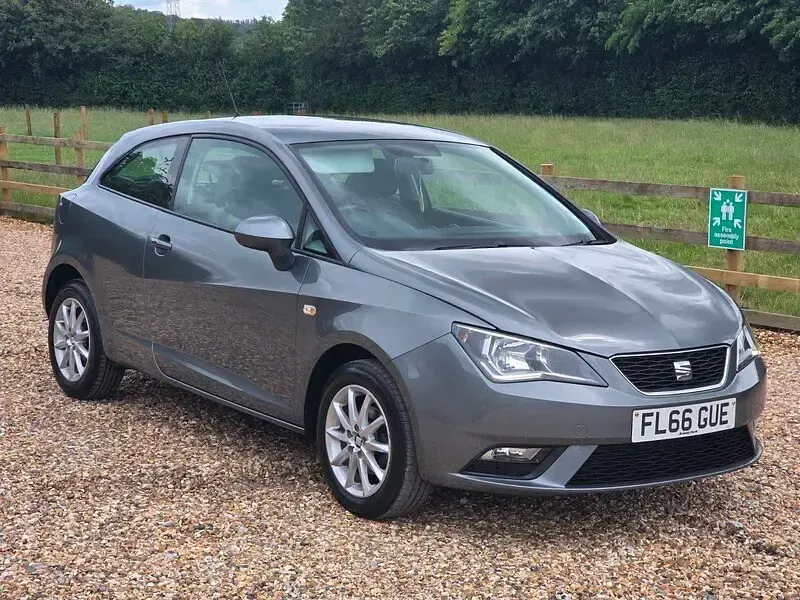 Used Seat Ibiza SE Technology 90 HP (66 kW) 2016 Grey Hatchback