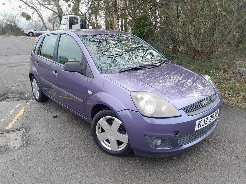 Used Ford Fiesta Zetec 2006 Purple Hatchback