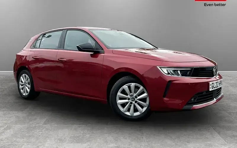 Usado Vauxhall Astra Design Edition 110 CV (80 kW) 2025 Utilitario