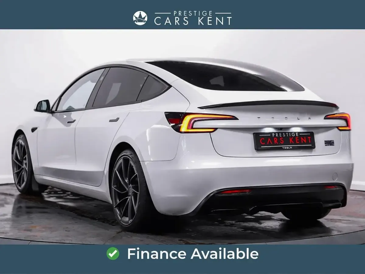 Usado Tesla Model 3 Performance 461 kW (627 HP) 2024 Branco Sedan