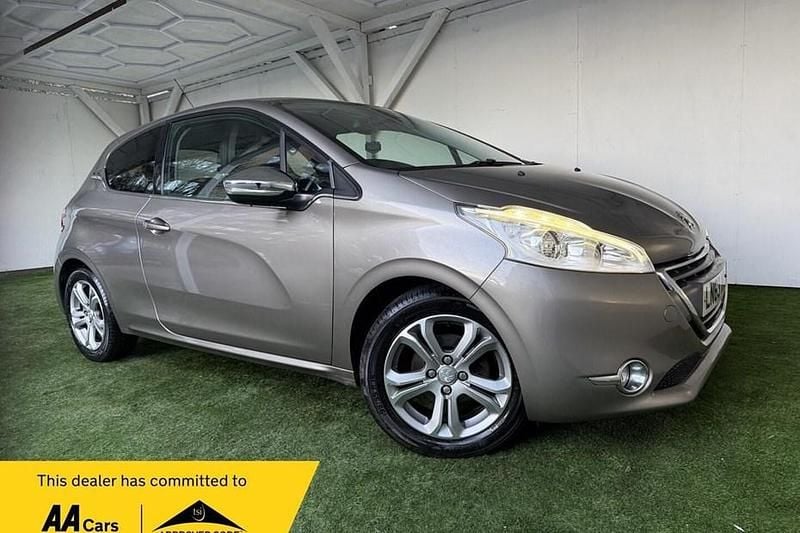 Grey Used 2013 Peugeot 208 Allure Hatchback | £2,895 (Good price) - Image 1/1