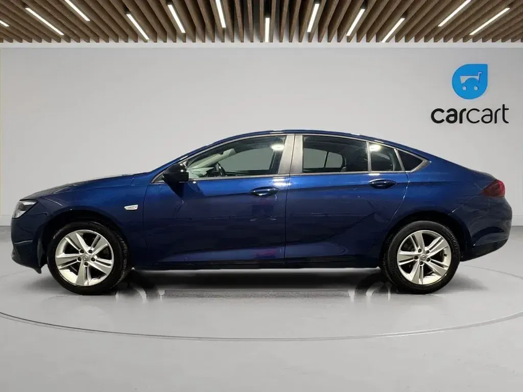 Used Vauxhall Insignia Sport 122 HP (89 kW) 2021 Blue Hatchback