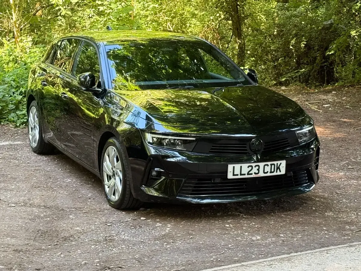 Used Vauxhall Astra 130 HP (95 kW) 2023 Black Hatchback